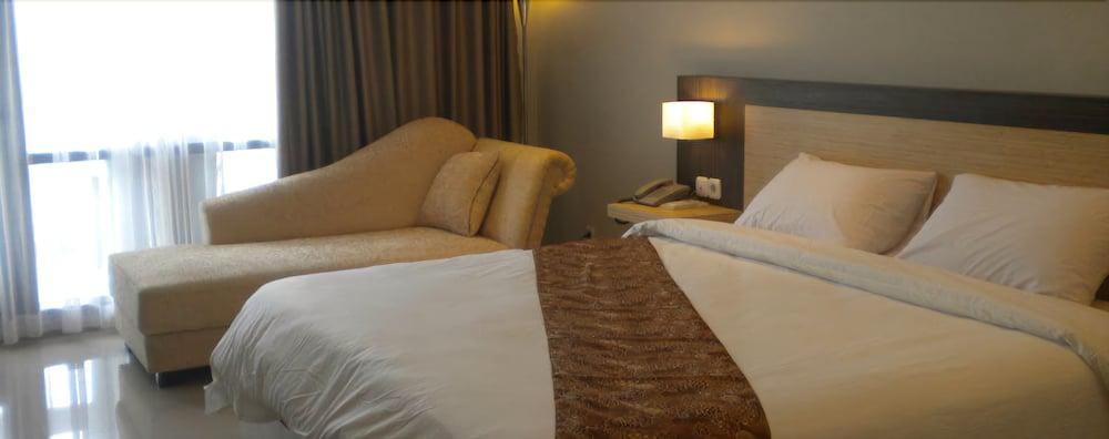 Grand Inna Samudra Beach Cimaja Экстерьер фото